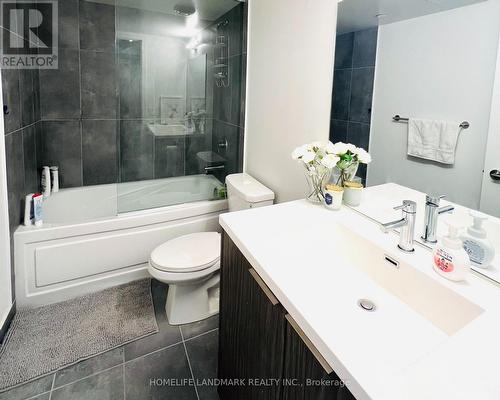 2112 - 60 Shuter Street, Toronto, ON - Indoor Photo Showing Bathroom