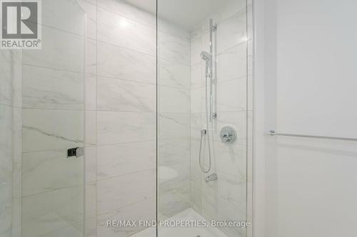 602 - 8 Cumberland Street, Toronto, ON - Indoor Photo Showing Bathroom