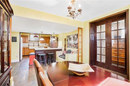 1849 Fiddlers Green Road, Ancaster, ON - Indoor Photo Showing Dining Room