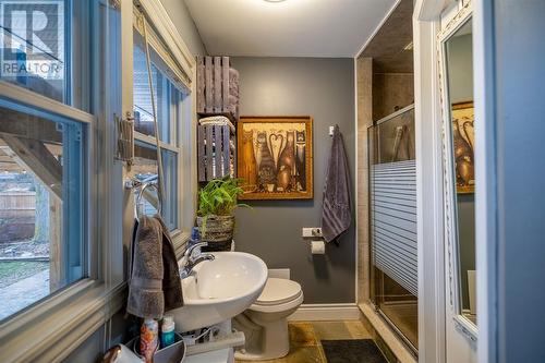 1705 Mulberry Street, Sarnia, ON - Indoor Photo Showing Bathroom