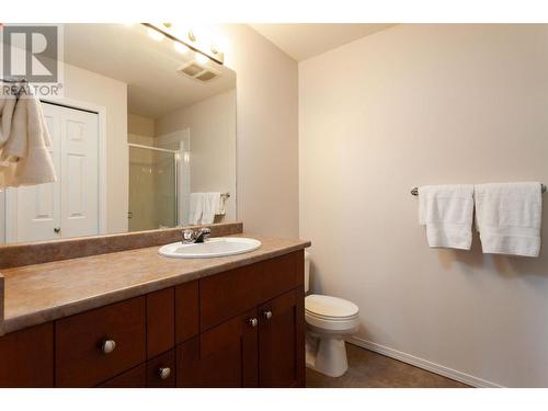 1875 Country Club Drive Unit# 1318, Kelowna, BC - Indoor Photo Showing Bathroom