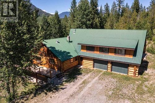 8240 Loakin Bear Cr Rd, Chase, BC - Outdoor