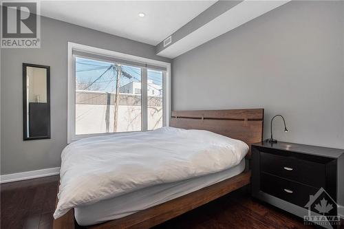 453 Booth Street, Ottawa, ON - Indoor Photo Showing Bedroom