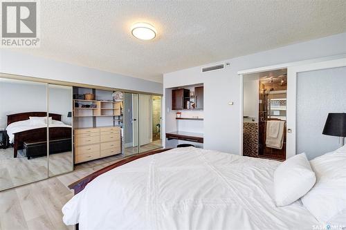1403 315 5Th Avenue N, Saskatoon, SK - Indoor Photo Showing Bedroom