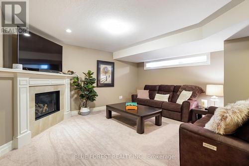 7 - 2081 Wallingford Avenue, London, ON - Indoor With Fireplace