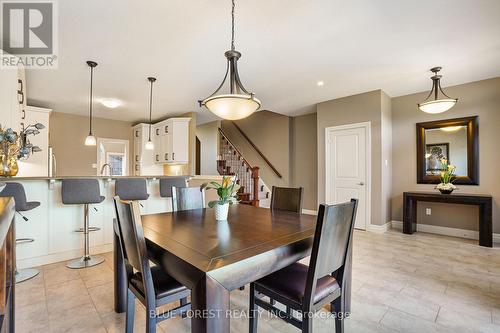 7 - 2081 Wallingford Avenue, London, ON - Indoor Photo Showing Dining Room