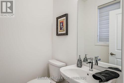 75 Copperhill Heights, Barrie, ON - Indoor Photo Showing Bathroom