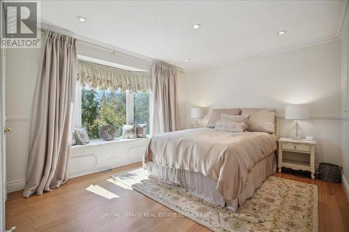 966 Silver Birch Trail, Mississauga, ON - Indoor Photo Showing Bedroom