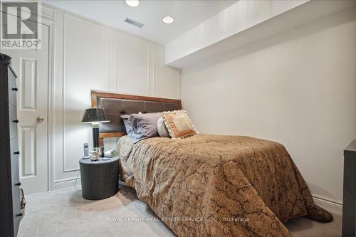 966 Silver Birch Trail, Mississauga, ON - Indoor Photo Showing Bedroom