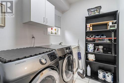 2624 Comet Court, Mississauga, ON - Indoor Photo Showing Laundry Room
