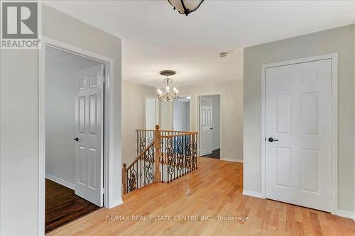 3255 Cactus Gate, Mississauga, ON - Indoor Photo Showing Other Room