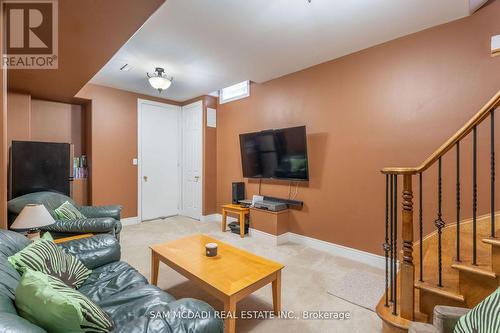 3852 Rosanna Drive, Mississauga, ON - Indoor Photo Showing Other Room