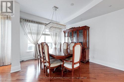 Ph3 - 60 Disera Drive, Vaughan, ON - Indoor Photo Showing Dining Room