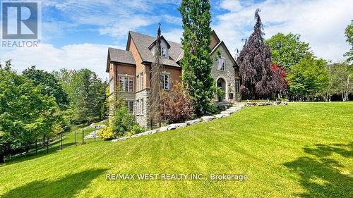 32 Daleview Court, Vaughan, ON - Outdoor