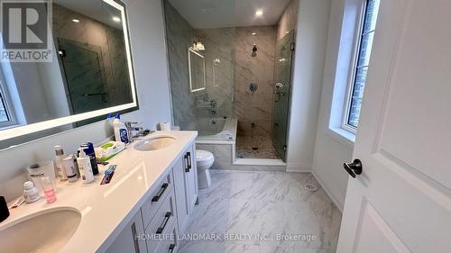 112 Clippers Crescent, Whitchurch-Stouffville, ON - Indoor Photo Showing Bathroom