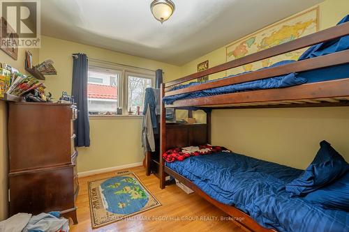20 North Street, Barrie, ON - Indoor Photo Showing Bedroom