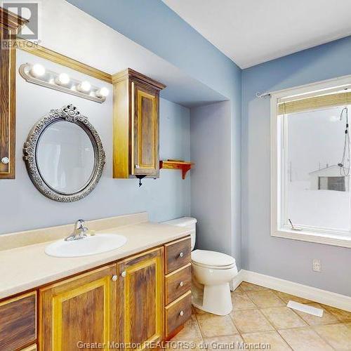 859 St Damien Rd, Saint-Damien, NB - Indoor Photo Showing Bathroom