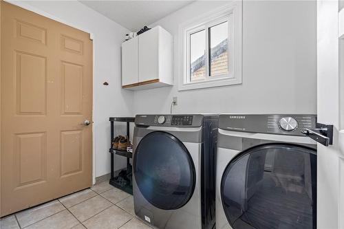 27 Emperor Avenue, Hamilton, ON - Indoor Photo Showing Laundry Room