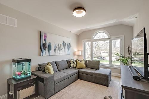 2116 Prospect Street|Unit #B, Burlington, ON - Indoor Photo Showing Living Room