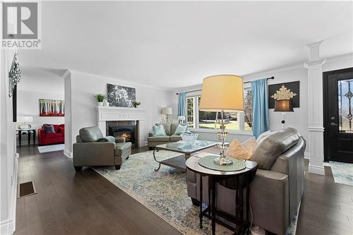 686 Airport Road, Petawawa, ON - Indoor Photo Showing Living Room With Fireplace