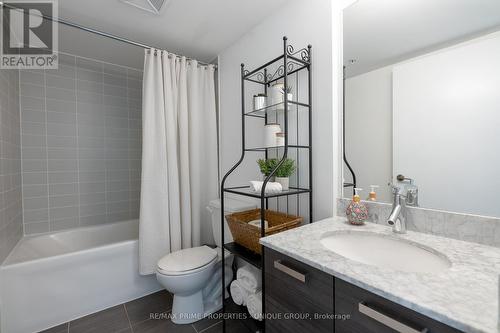 1007 - 68 Abell Street, Toronto, ON - Indoor Photo Showing Bathroom