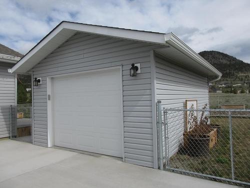 2521 Spring Bank Ave, Merritt, BC - Outdoor With Exterior