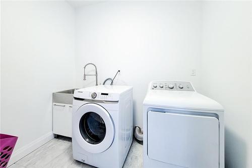 142 Mohawk Road, Ancaster, ON - Indoor Photo Showing Laundry Room