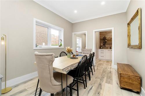 88 Erie Avenue, Hamilton, ON - Indoor Photo Showing Dining Room