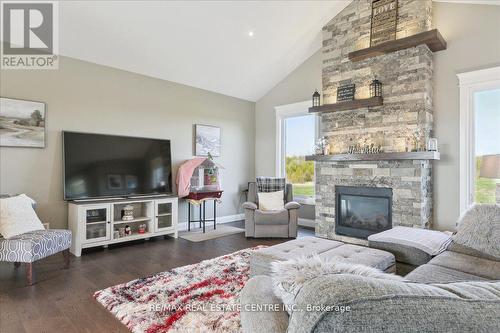 9738 Dundas Street E, Erin, ON - Indoor Photo Showing Living Room With Fireplace