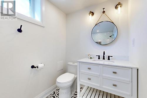 4 Honeybourne Crescent, Markham, ON - Indoor Photo Showing Bathroom