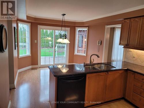 44 Hadera Pl, Georgina, ON - Indoor Photo Showing Kitchen With Double Sink