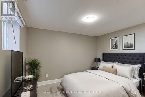 384 Irene Drive, Georgina, ON - Indoor Photo Showing Bedroom