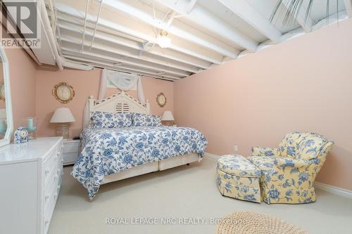 40 Promenade Way, Fort Erie, ON - Indoor Photo Showing Bedroom