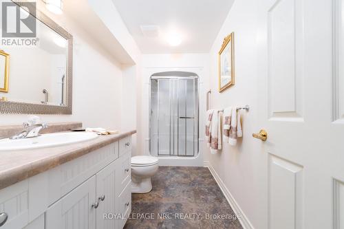 40 Promenade Way, Fort Erie, ON - Indoor Photo Showing Bathroom