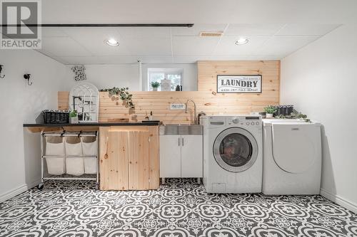 4221 Colonel Talbot Road, London, ON - Indoor Photo Showing Laundry Room