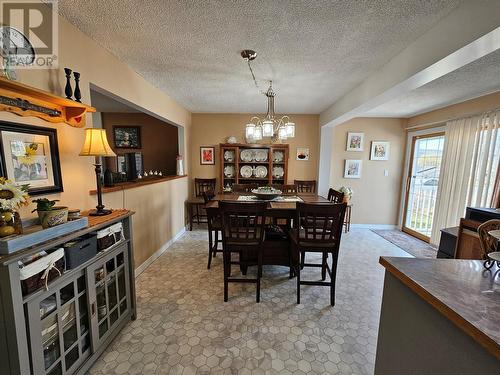 5111A 43 Street Ne, Chetwynd, BC - Indoor Photo Showing Dining Room