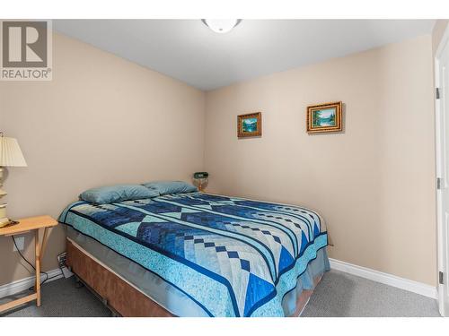 6744 Longacre Drive Unit# B, Vernon, BC - Indoor Photo Showing Bedroom