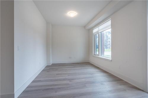 10 Windward Drive|Unit #76, Grimsby, ON - Indoor Photo Showing Other Room