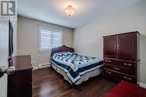 8 Hopedale Crescent, St. John'S, NL - Indoor Photo Showing Bedroom