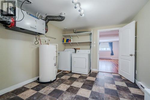 8 Hopedale Crescent, St. John'S, NL - Indoor Photo Showing Laundry Room