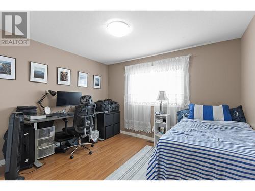 180 Mccurdy Road Unit# 1, Kelowna, BC - Indoor Photo Showing Bedroom