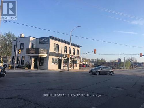 90 Niagara Street, St. Catharines, ON 