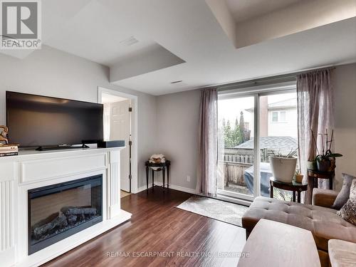 19 - 1328 Upper Sherman Avenue, Hamilton, ON - Indoor Photo Showing Living Room With Fireplace