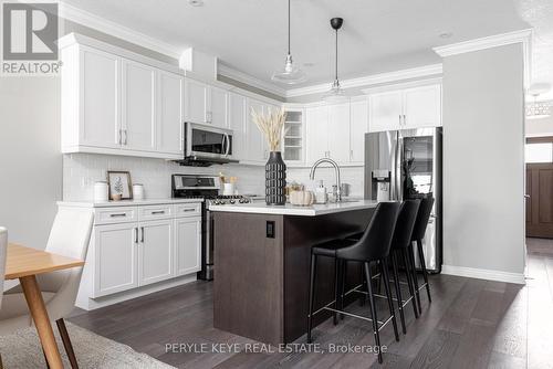 19 Serenity Place Crescent, Huntsville, ON - Indoor Photo Showing Kitchen With Upgraded Kitchen