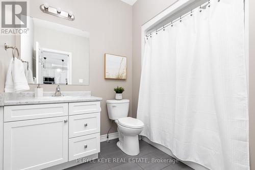 19 Serenity Place Crescent, Huntsville, ON - Indoor Photo Showing Bathroom