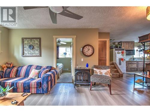 718 Swansea Point Road, Sicamous, BC - Indoor Photo Showing Other Room