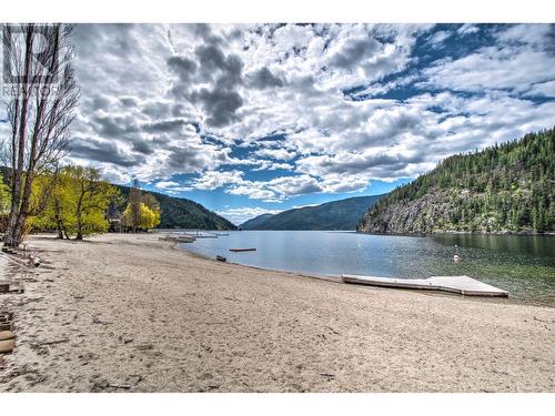 718 Swansea Point Road, Sicamous, BC - Outdoor With Body Of Water With View