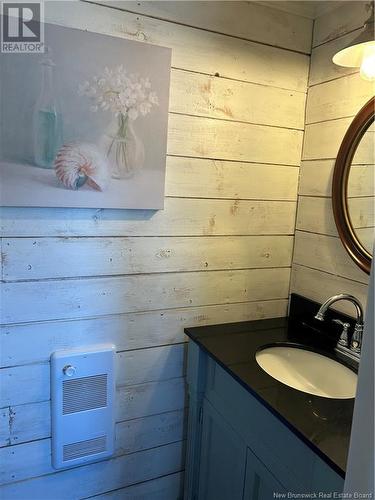 129 South Road, Doaktown, NB - Indoor Photo Showing Bathroom