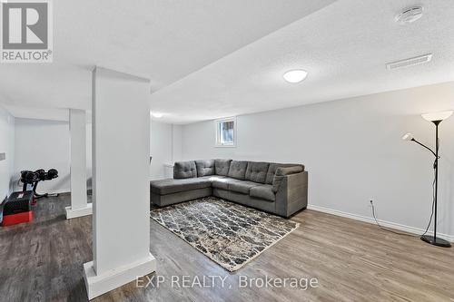 965 Noble Place, Peterborough, ON - Indoor