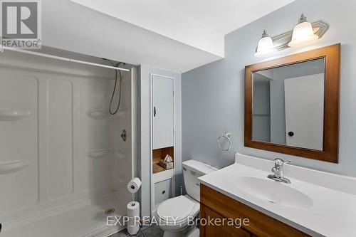965 Noble Place, Peterborough, ON - Indoor Photo Showing Bathroom